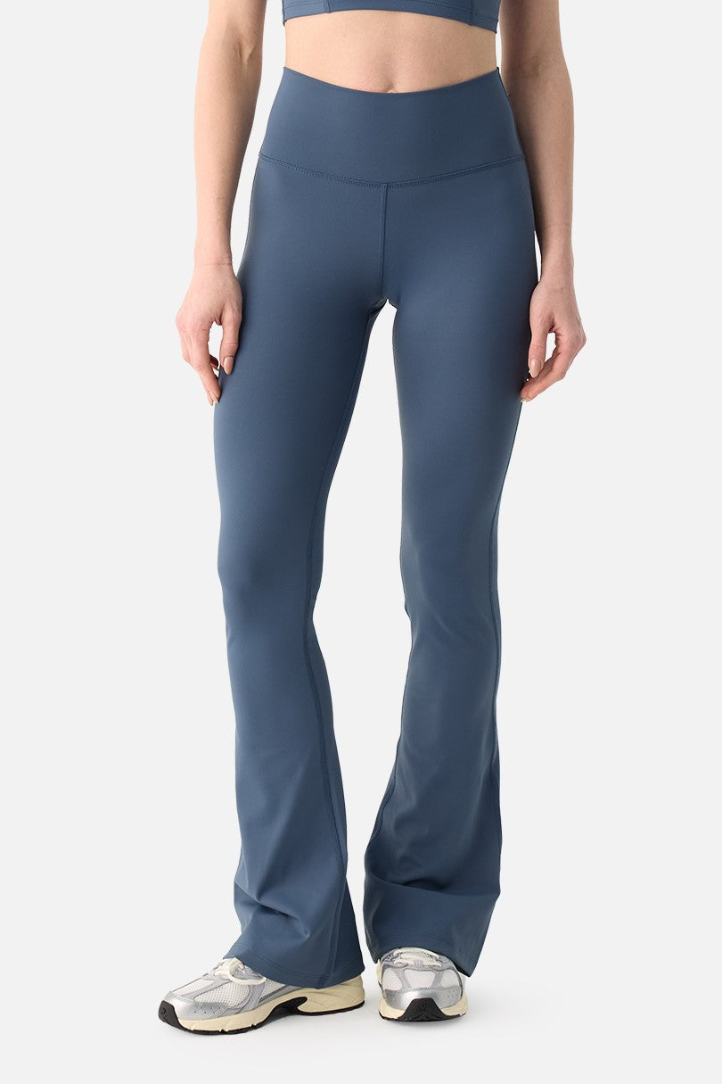 LIORA FLARE INDIGO